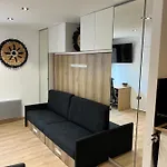 Contemporain, A Deux Pas De La A ! شقة *