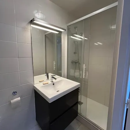 Contemporain, A Deux Pas De La A ! * La Ciotat